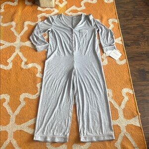 Softies woman’s ankle sleep suit with contrast piping size M New With Tags